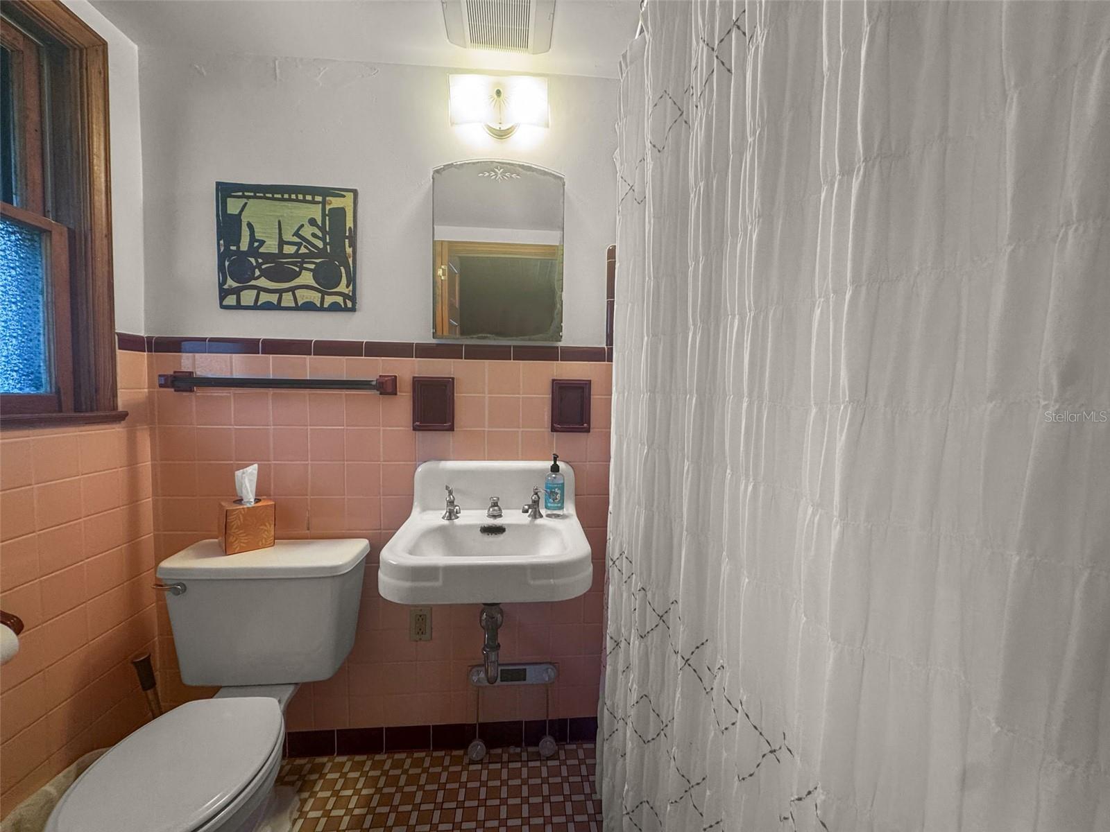458 SCOTLAND ST — photo 39