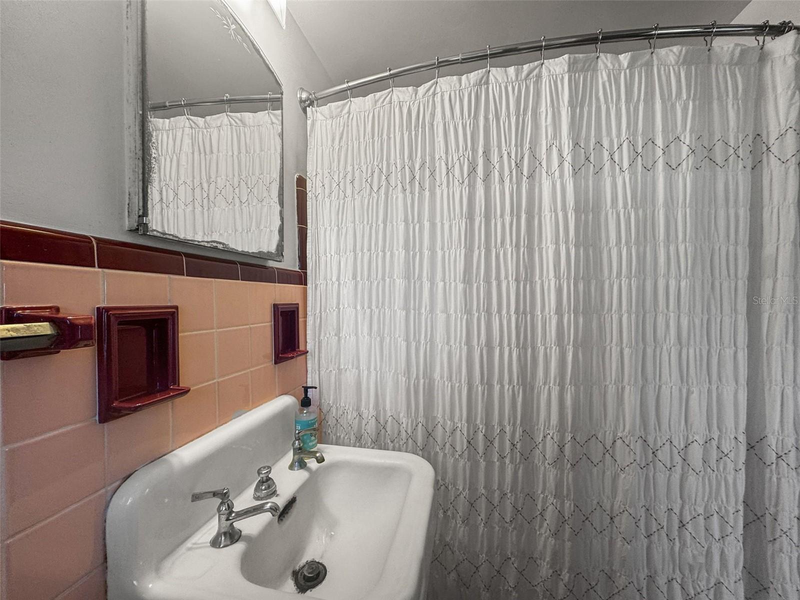 458 SCOTLAND ST — photo 37
