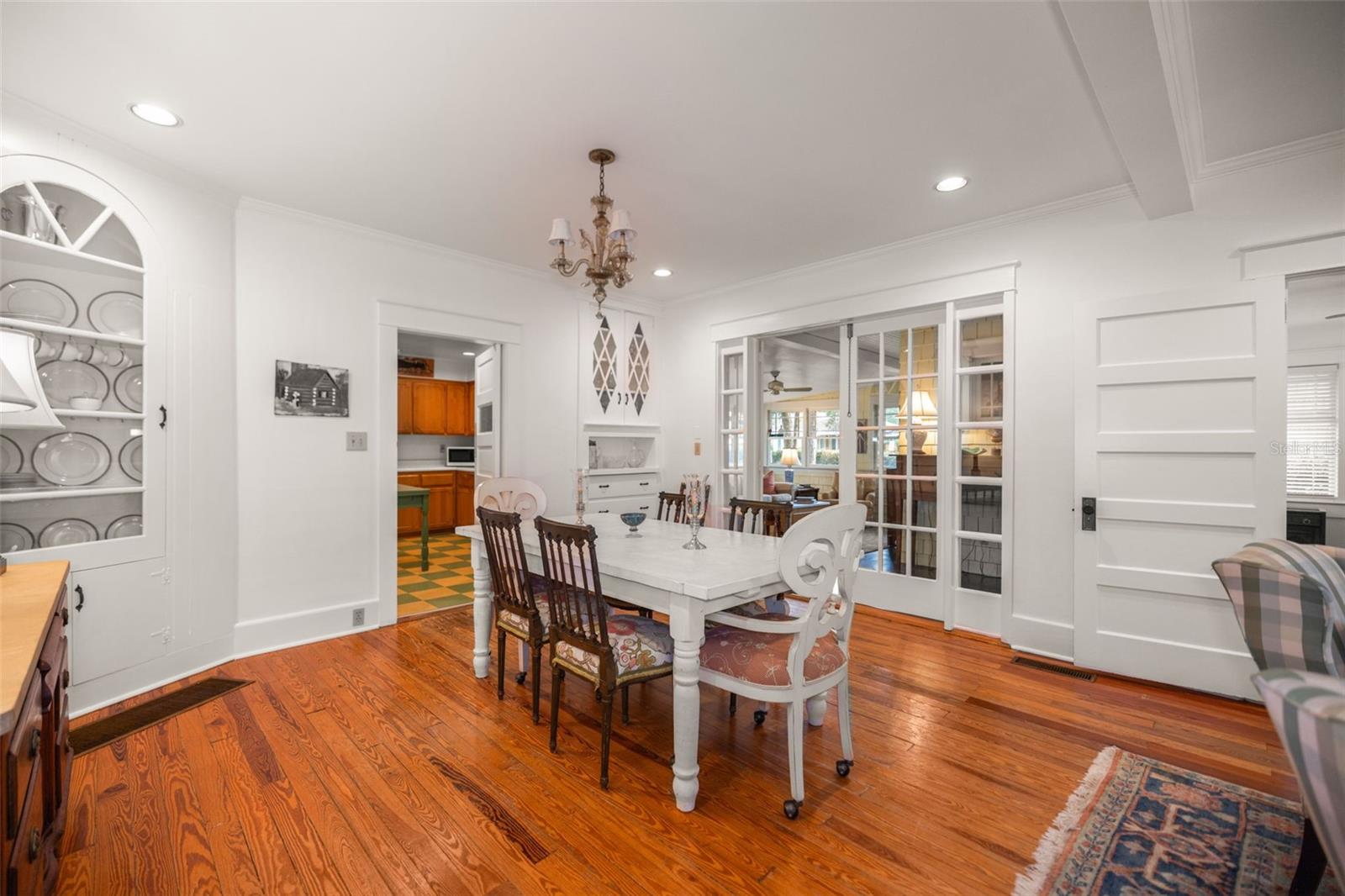 458 SCOTLAND ST — photo 22