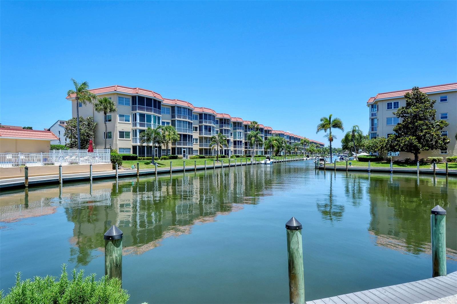 1250 N PORTOFINO DR #301 — photo 41