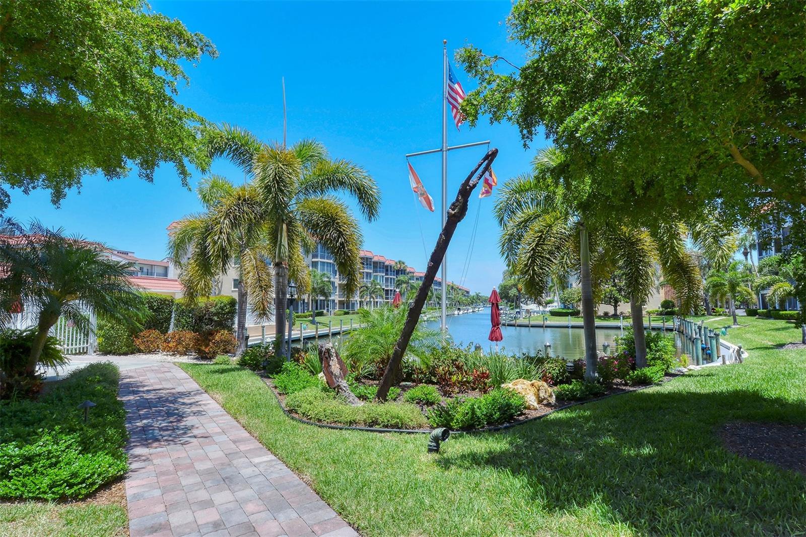 1250 N PORTOFINO DR #301 — photo 21