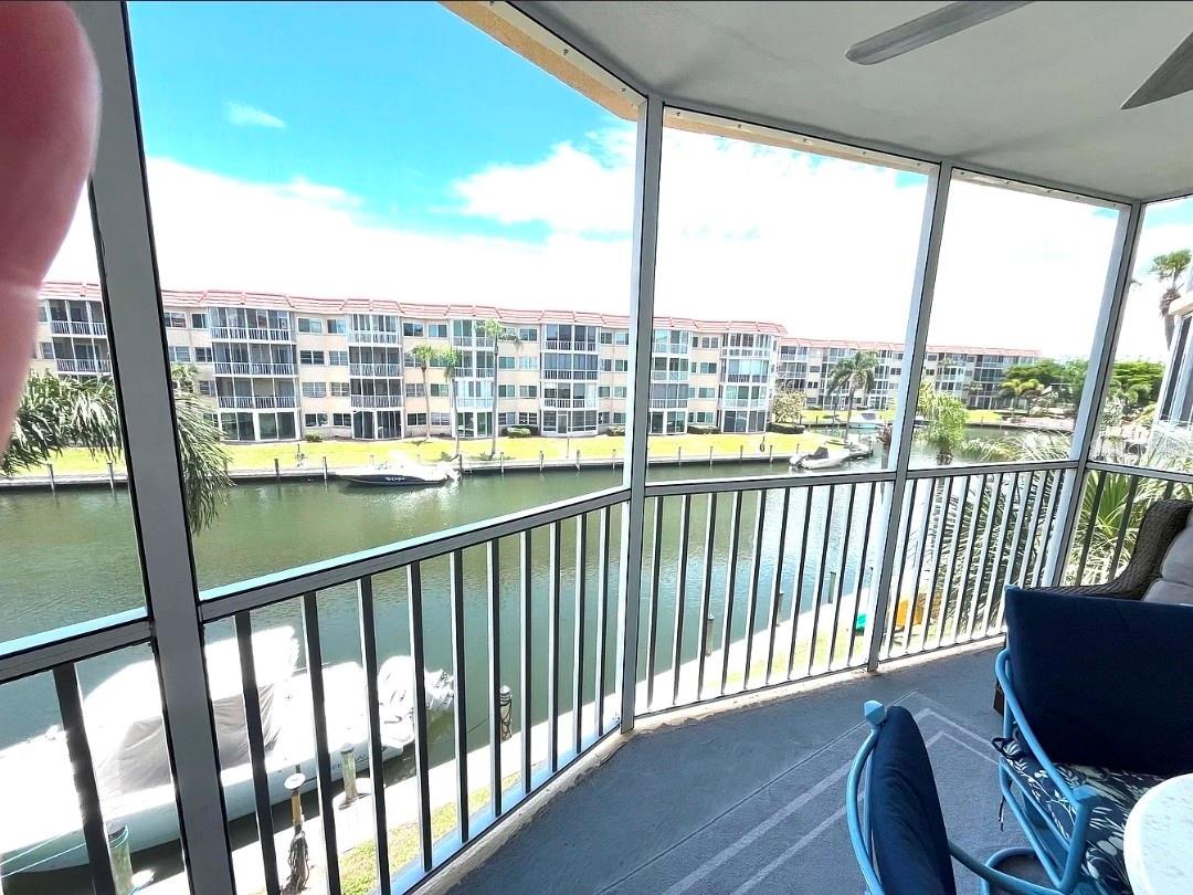 1250 N PORTOFINO DR #301 — photo 9