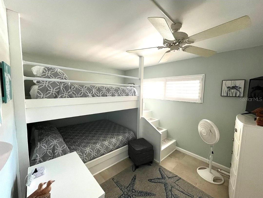 1250 N PORTOFINO DR #301 — photo 15