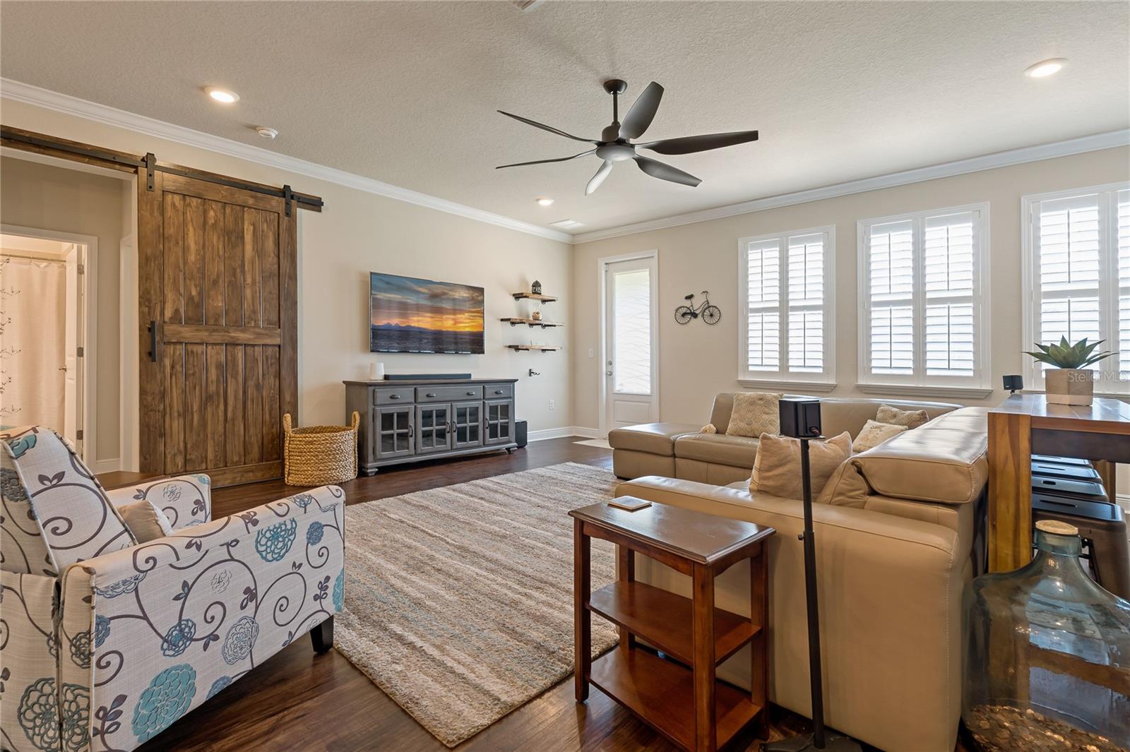 597 OZONA VILLAGE DR — photo 12