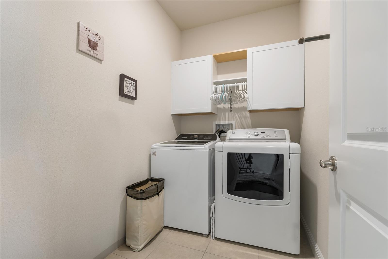597 OZONA VILLAGE DR — photo 35