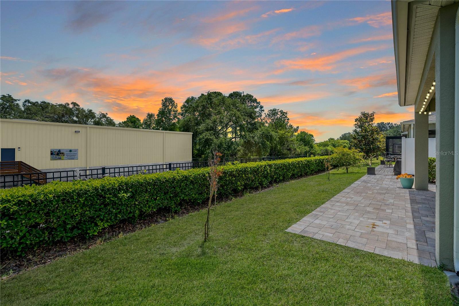 597 OZONA VILLAGE DR — photo 42