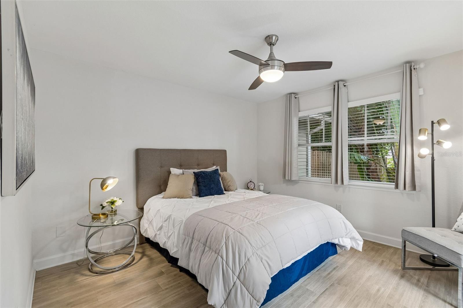 4418 W NORTH B ST — photo 12