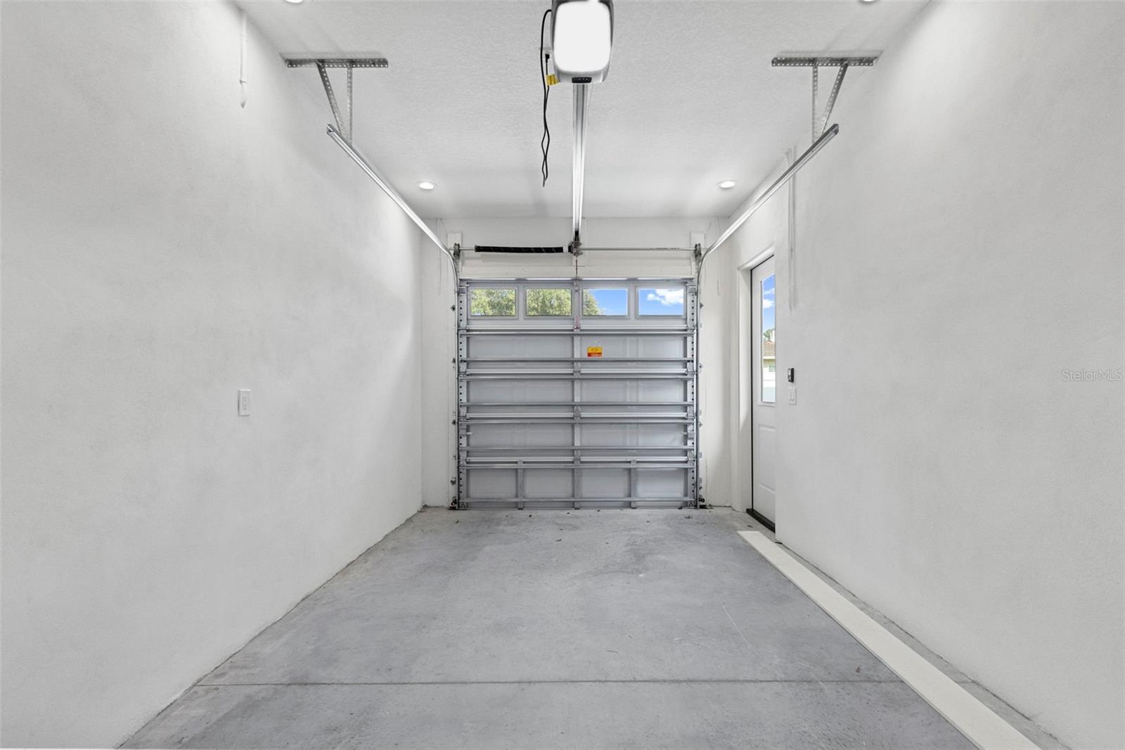 1224 E CHELSEA ST — photo 70