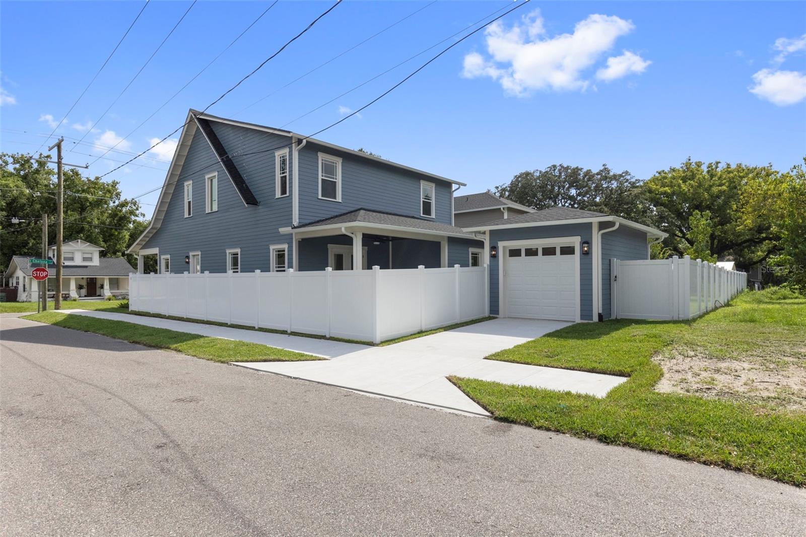 1224 E CHELSEA ST — photo 64