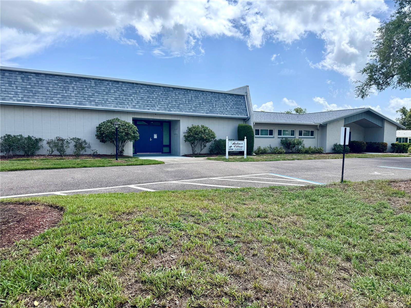 1610 BERWICK CT #D — photo 20