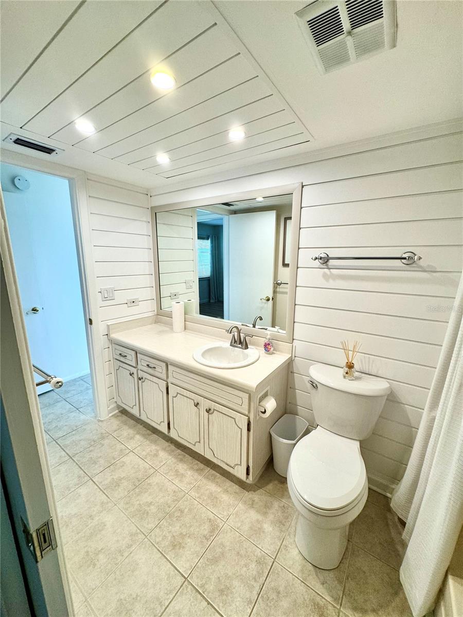 1610 BERWICK CT #D — photo 13