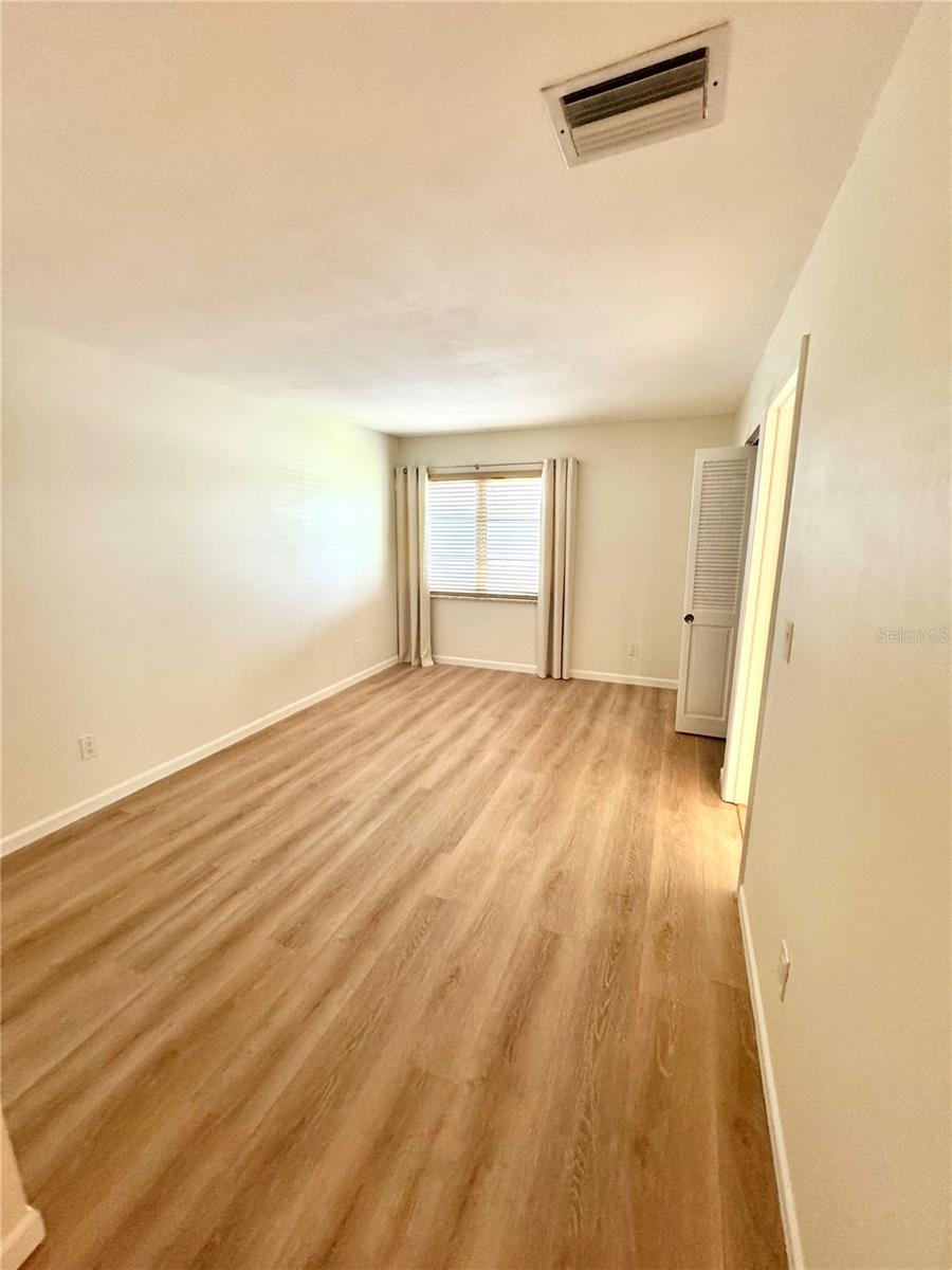 1610 BERWICK CT #D — photo 15