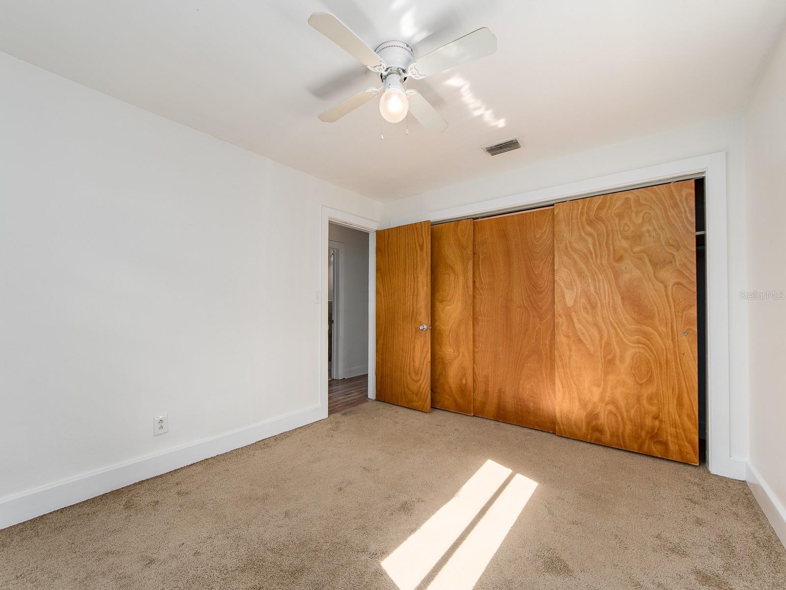 2242 INDIAN AVE S — photo 17