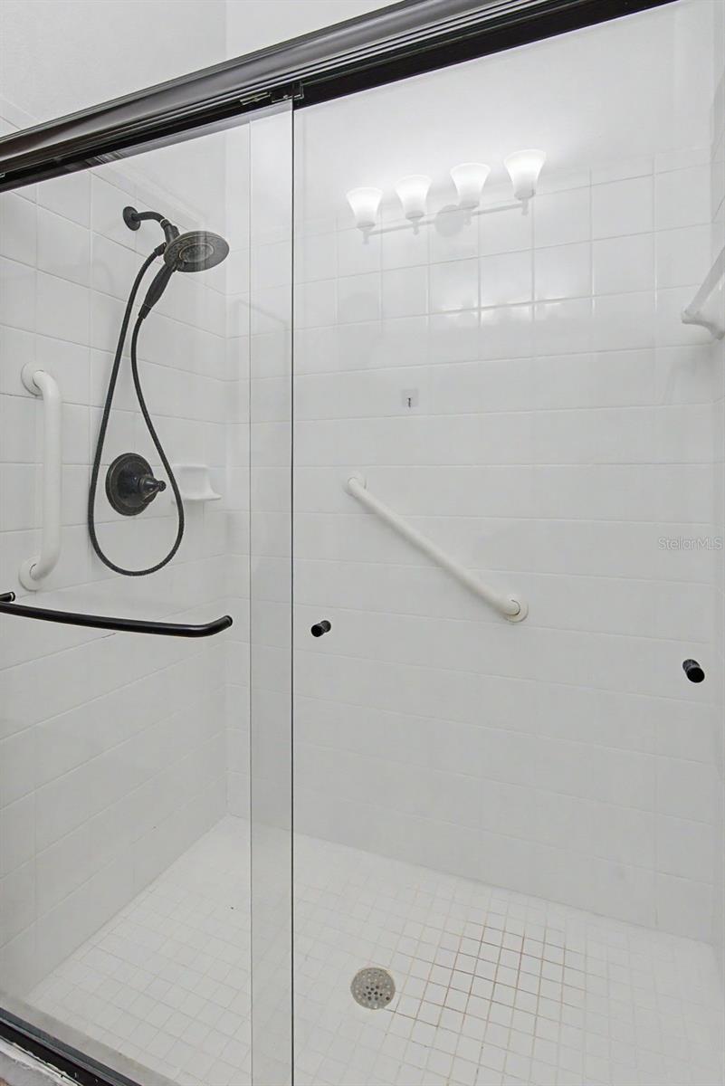 2241 WORTHINGTON GREENS DR — photo 14