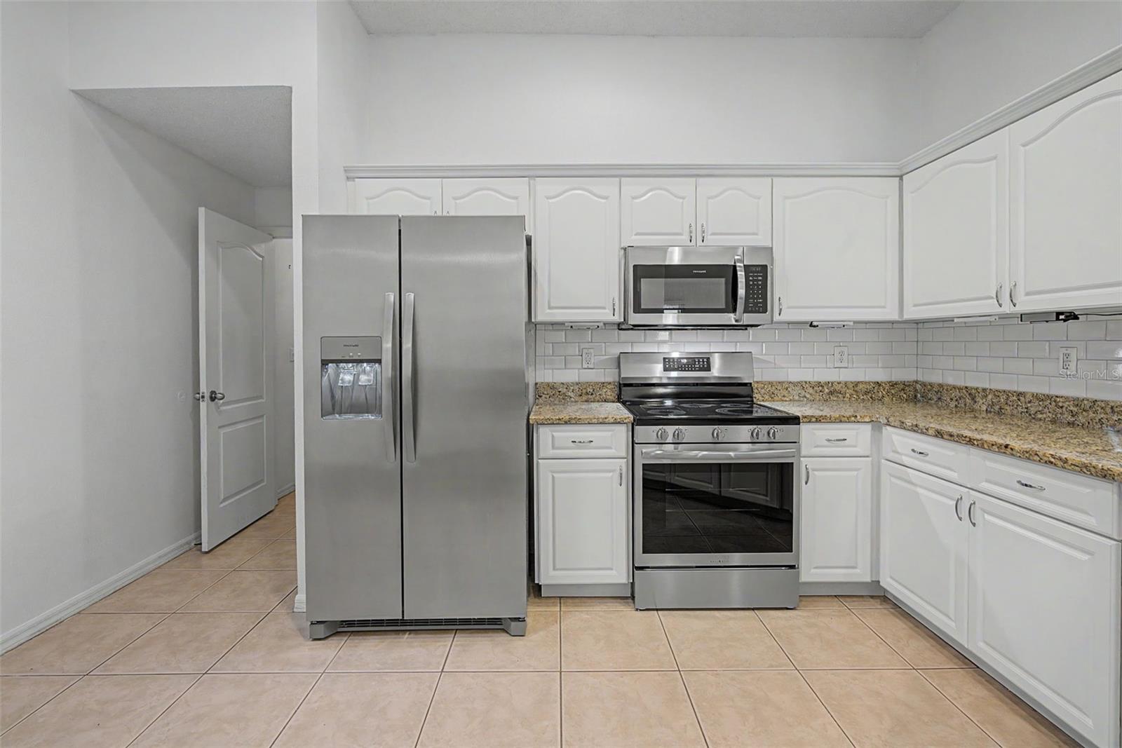 2241 WORTHINGTON GREENS DR — photo 16