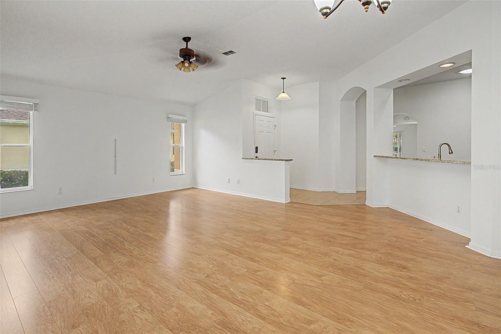 2241 WORTHINGTON GREENS DR — photo 10