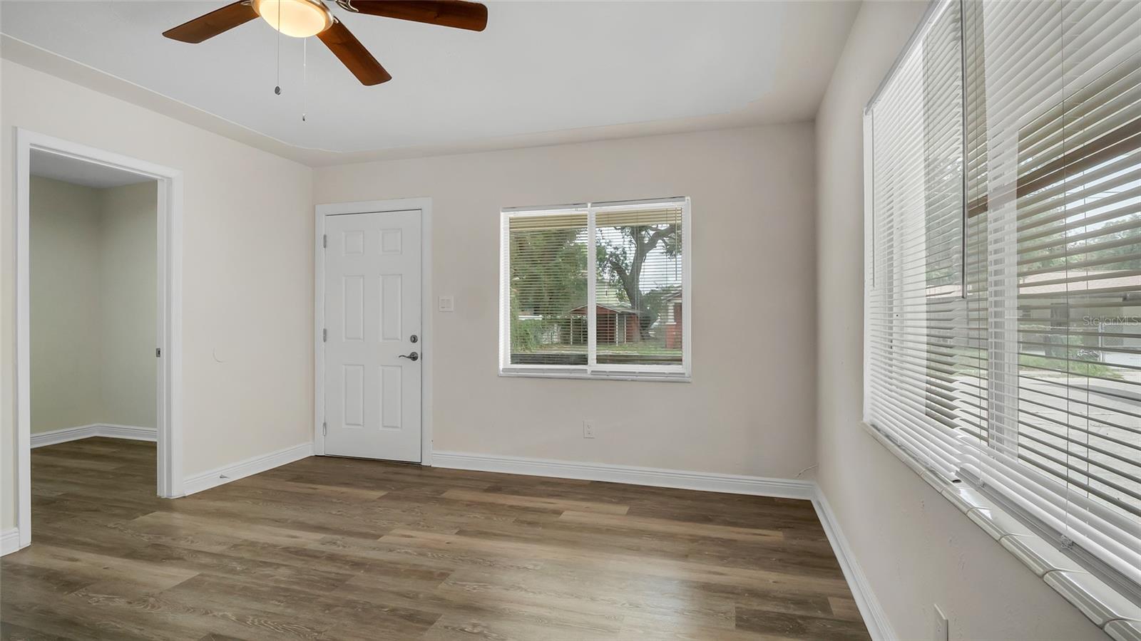 1213 E 24TH AVE — photo 24