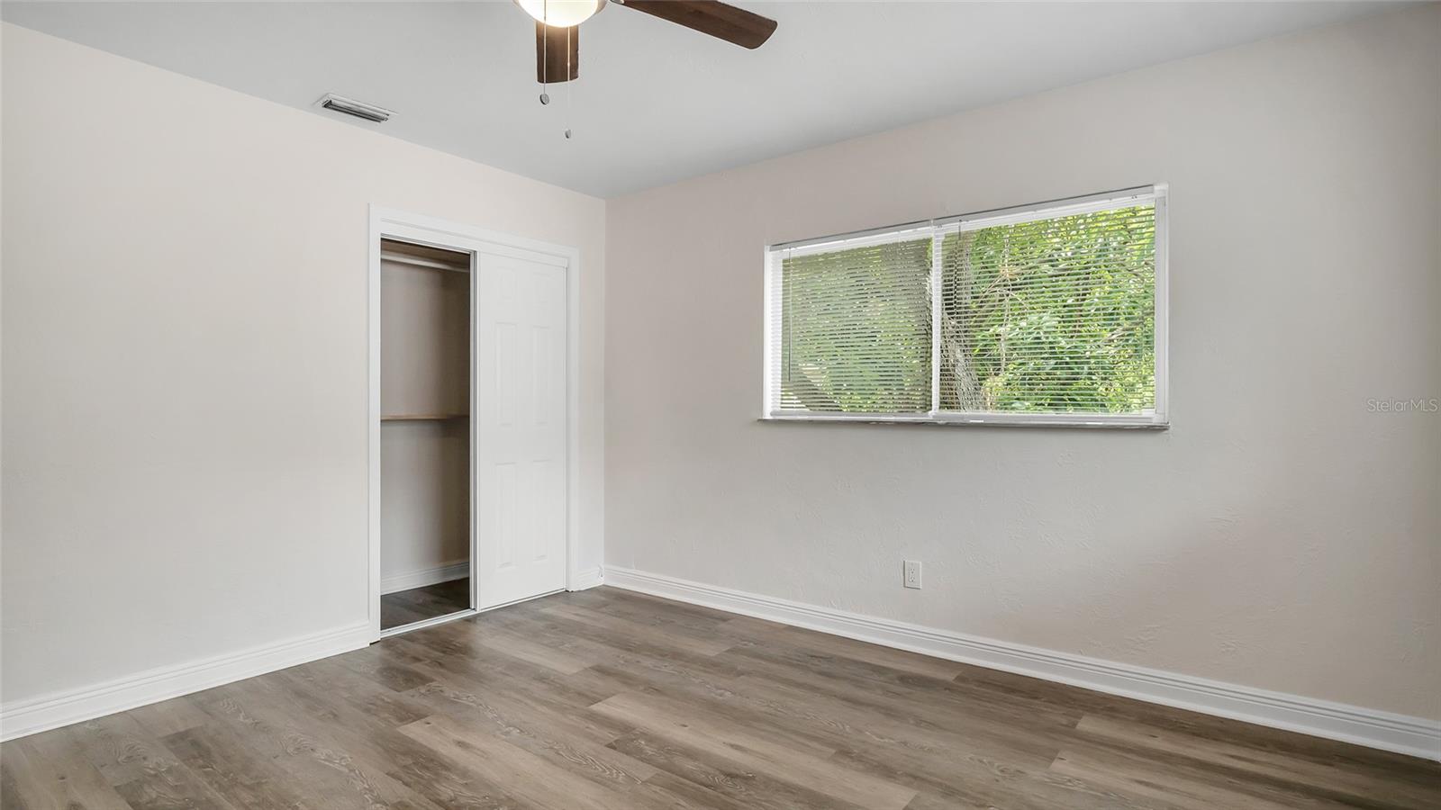 1213 E 24TH AVE — photo 31