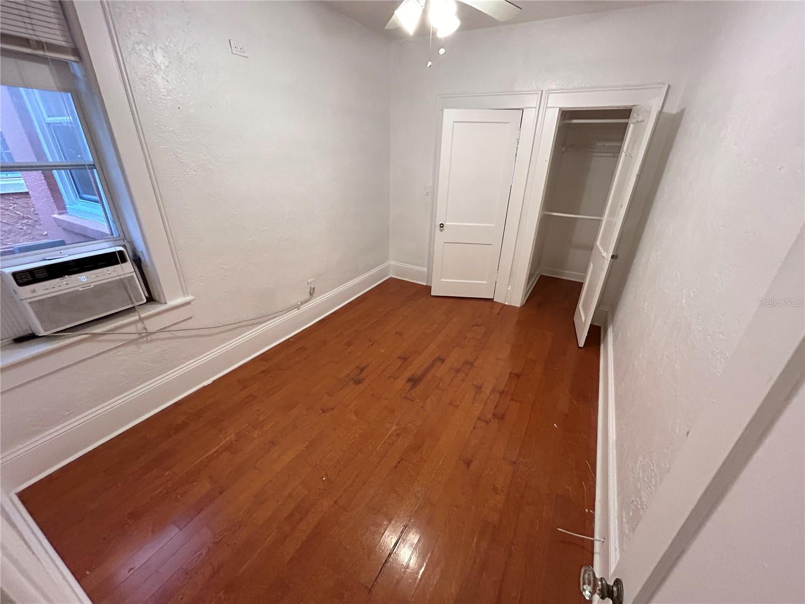 1727 RINGLING BLVD — photo 2