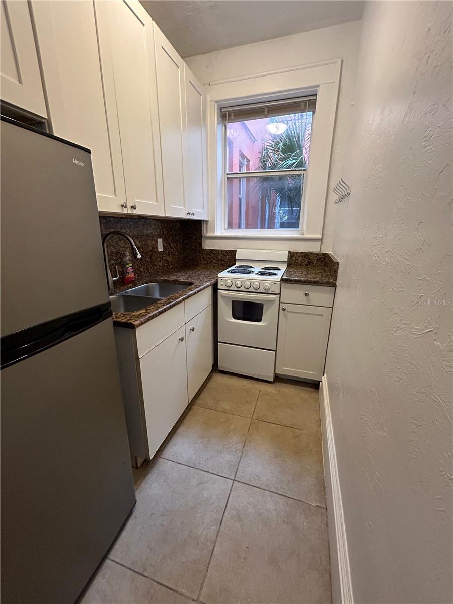1727 RINGLING BLVD — photo 4