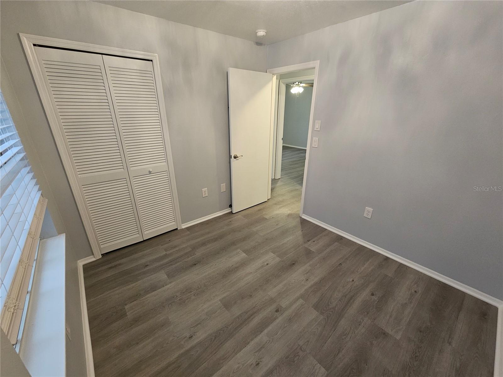 22360 SOUTHSHORE DR — photo 12
