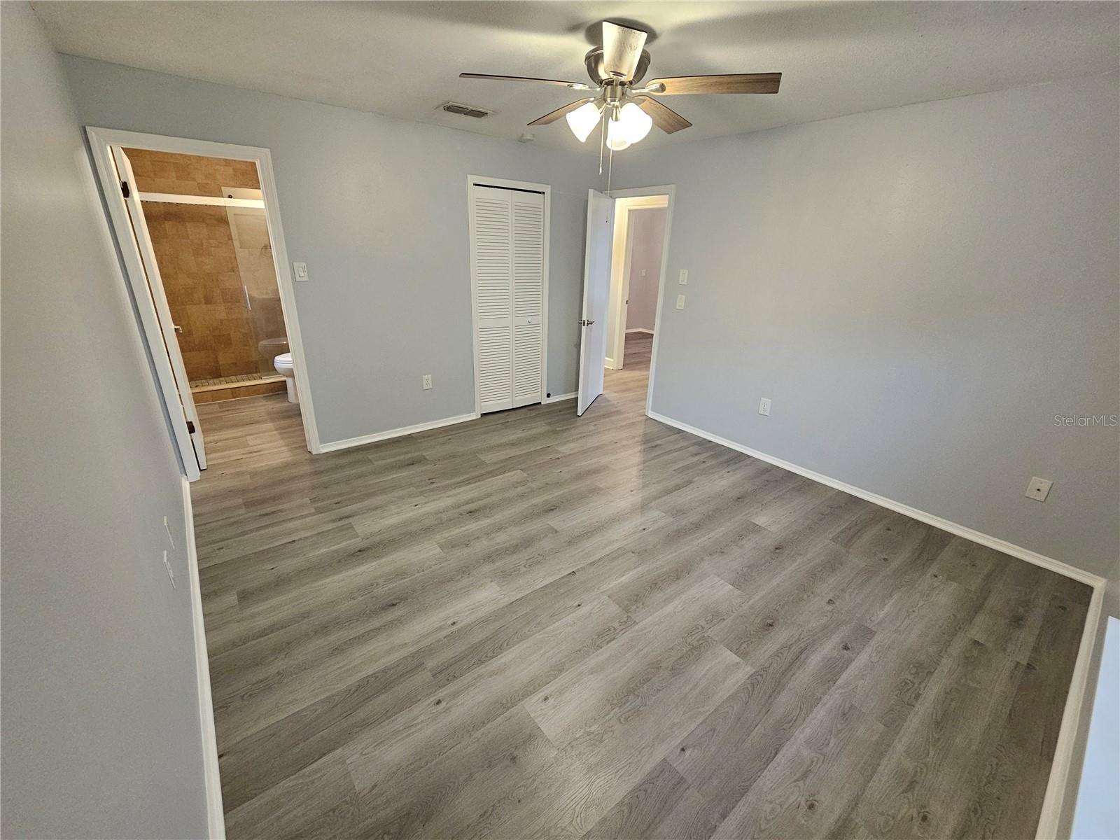 22360 SOUTHSHORE DR — photo 13