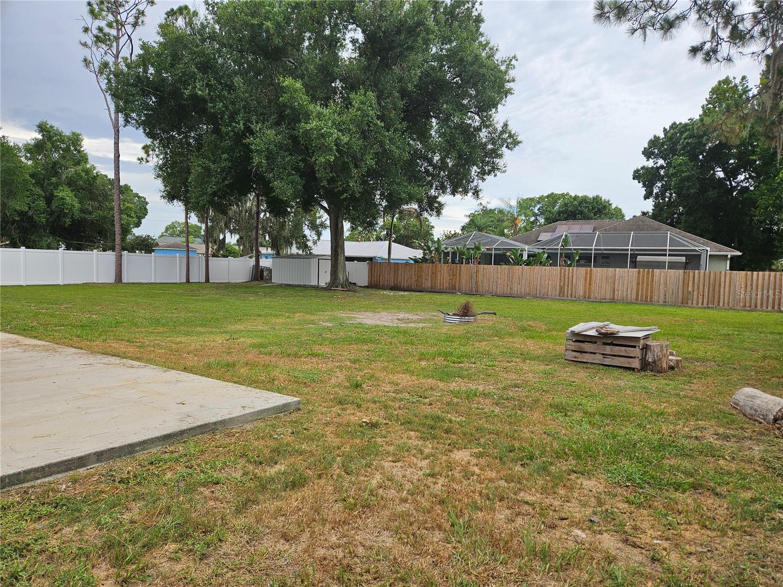 22360 SOUTHSHORE DR — photo 16