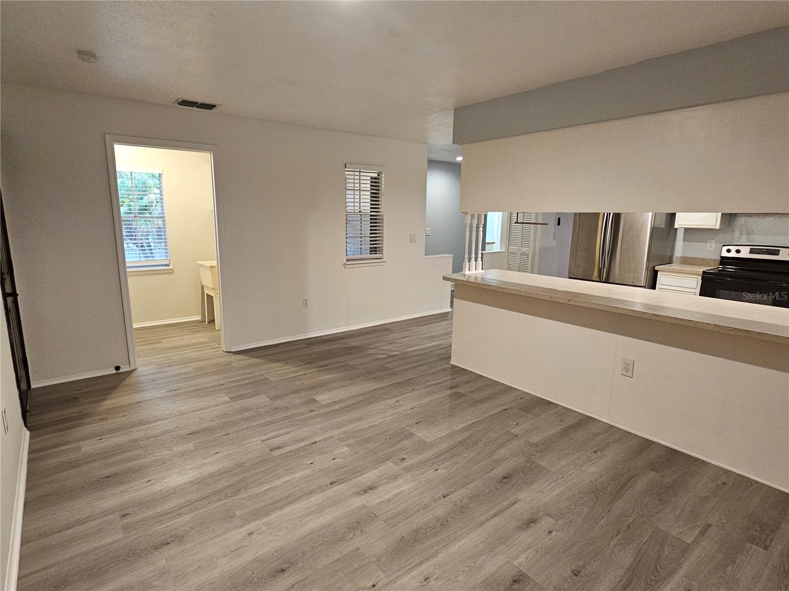 22360 SOUTHSHORE DR — photo 6