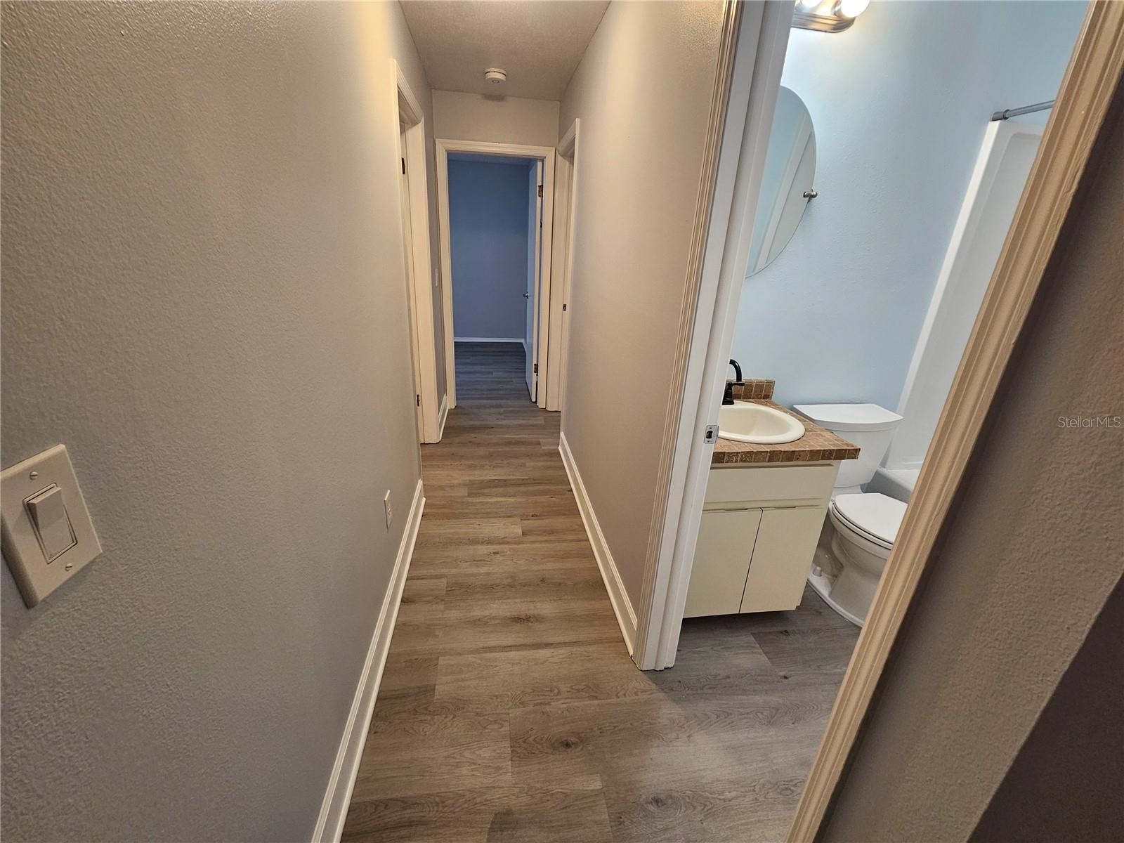 22360 SOUTHSHORE DR — photo 9