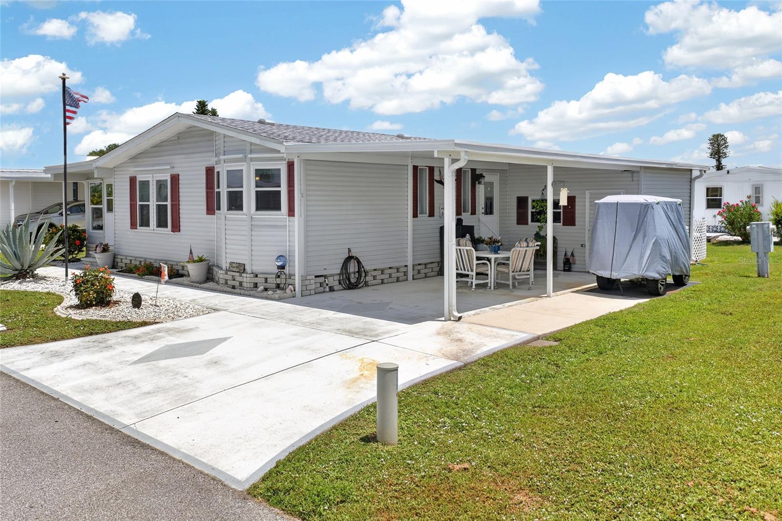 644 SCHOONER ST — photo 38
