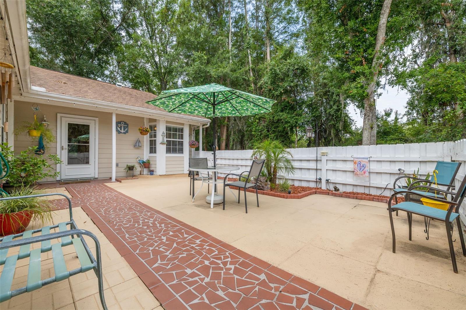 12432 KNOLLBROOK LN — photo 2