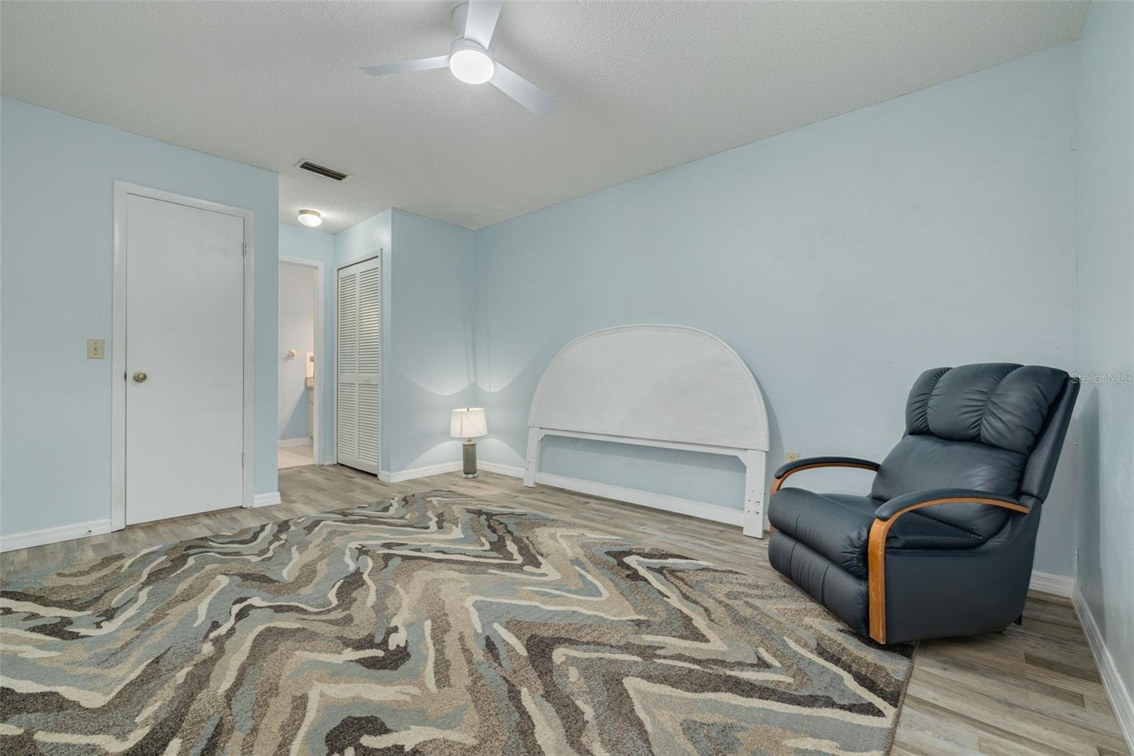 12432 KNOLLBROOK LN — photo 20