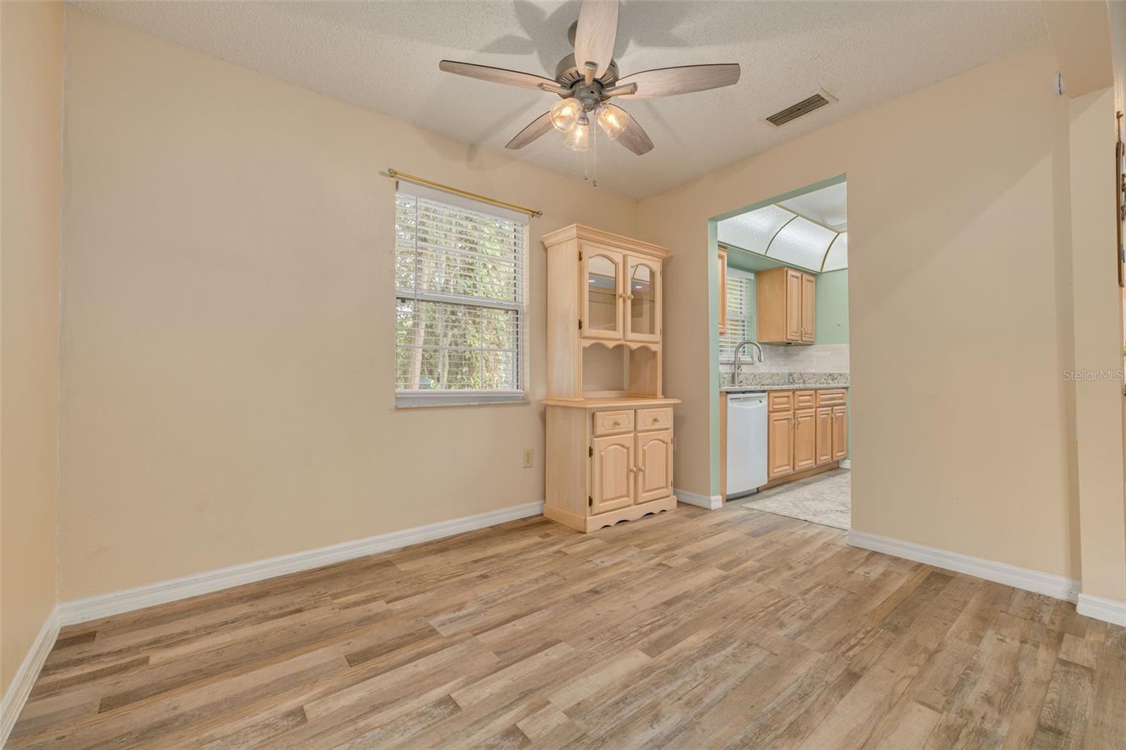 12432 KNOLLBROOK LN — photo 8