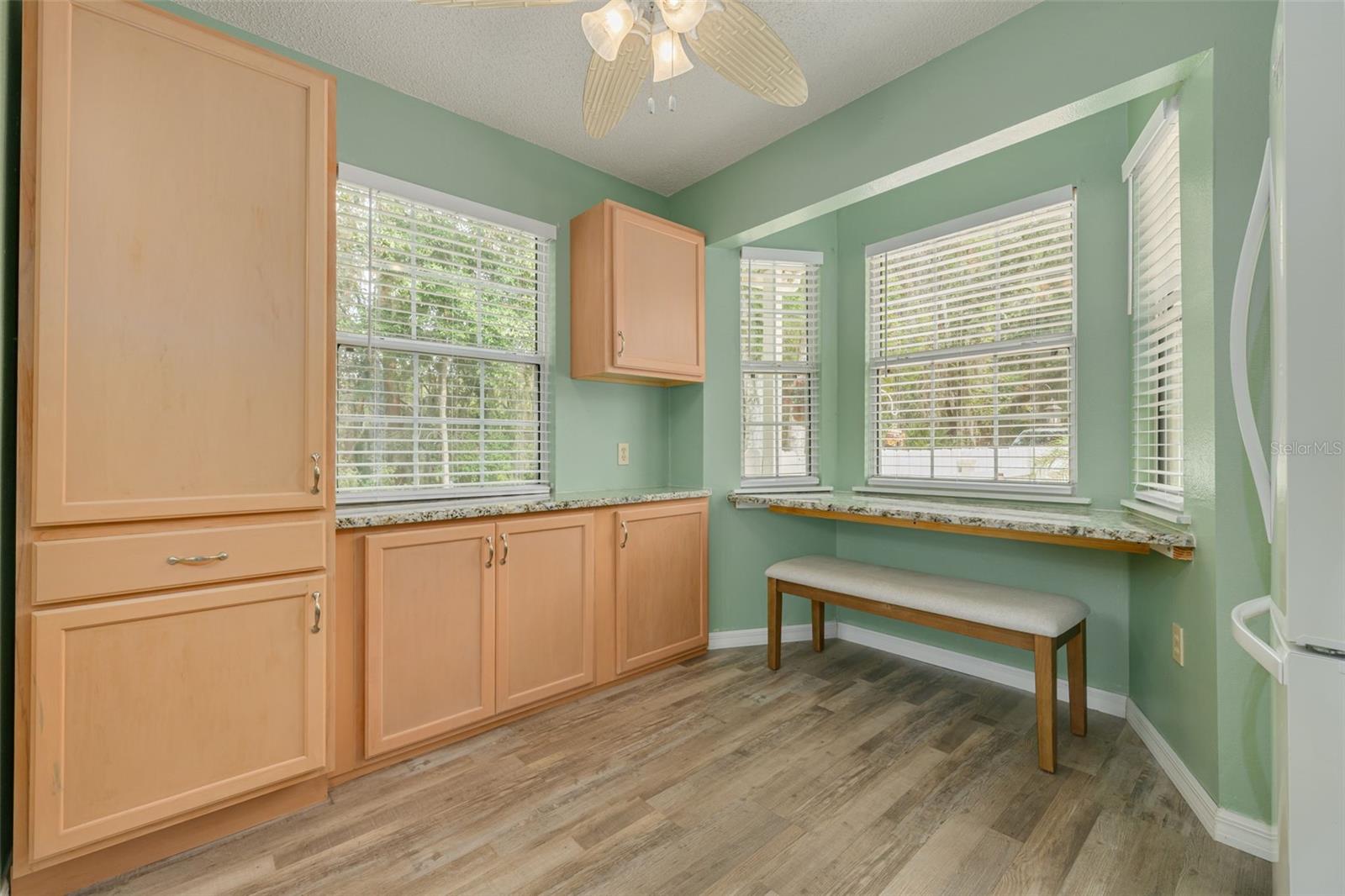 12432 KNOLLBROOK LN — photo 16