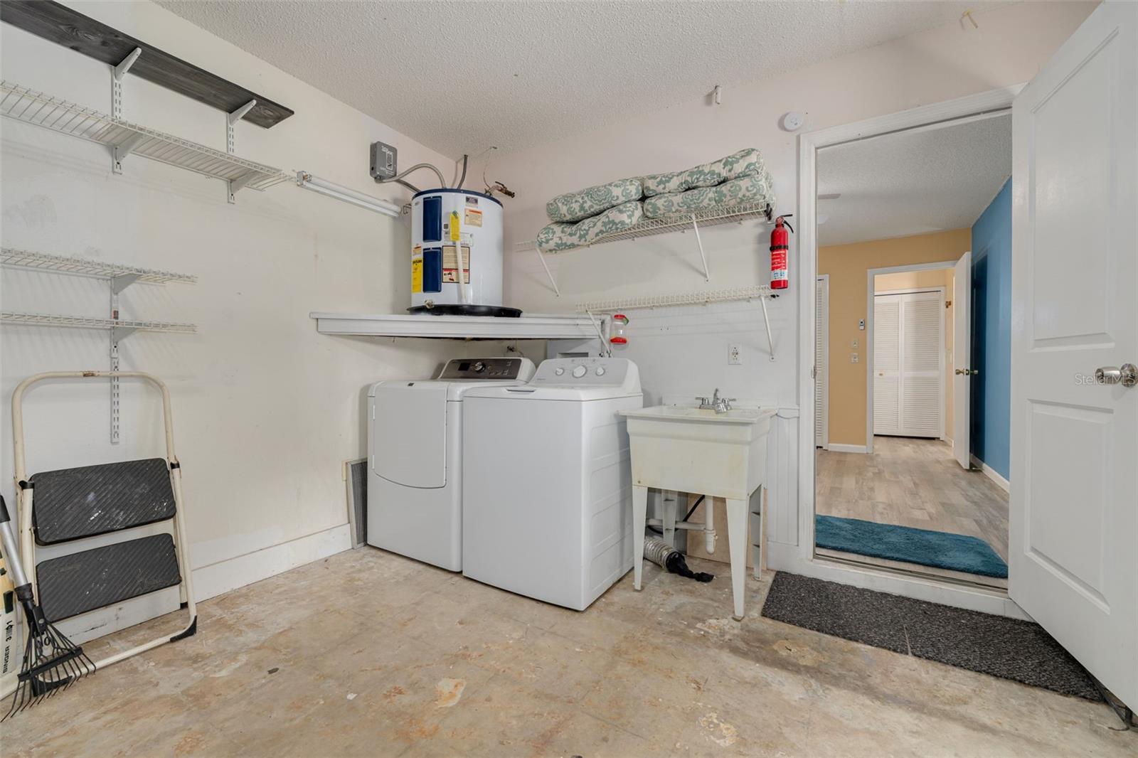 12432 KNOLLBROOK LN — photo 31