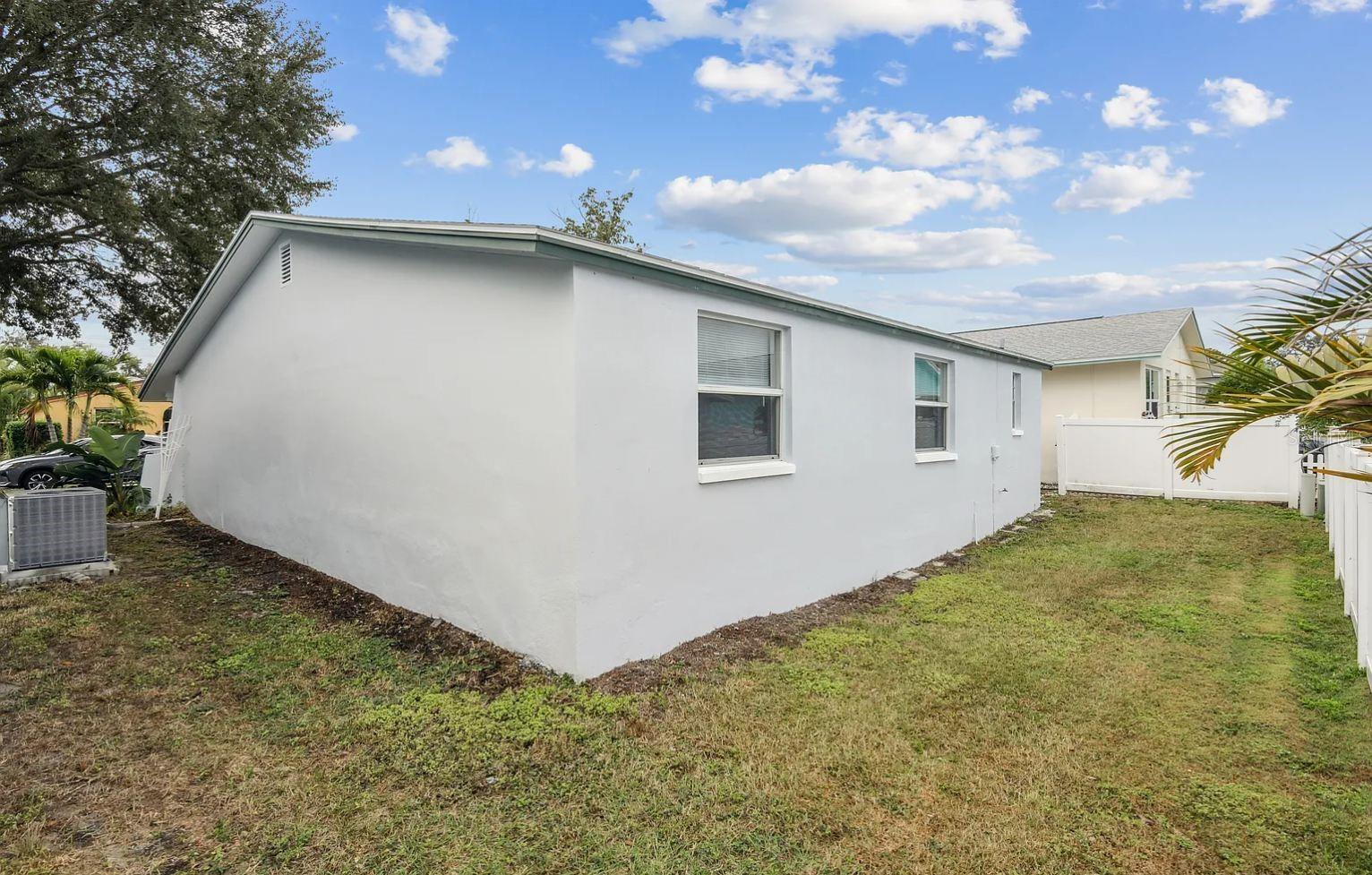 1018 OSPREY CT — photo 3