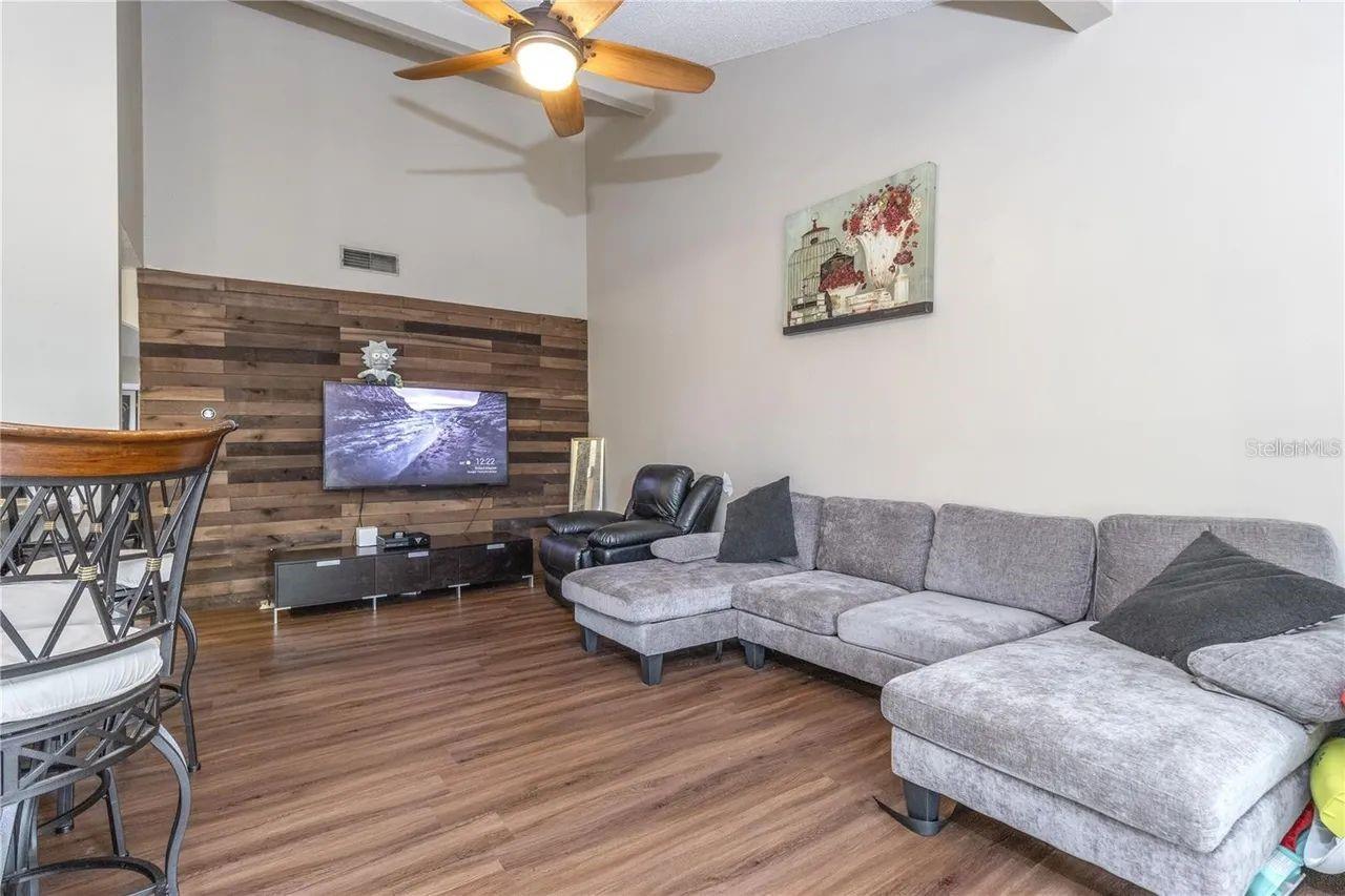 6334 QUAIL RIDGE DR — photo 15