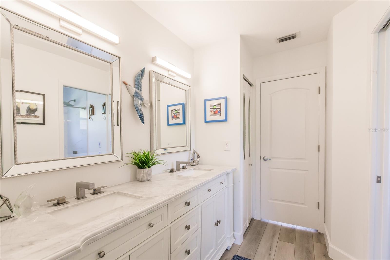1587 FIRETHORNE LAKES DR — photo 28