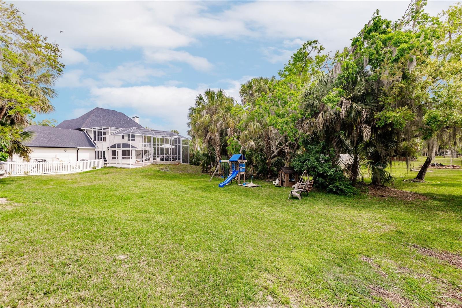 1587 FIRETHORNE LAKES DR — photo 6