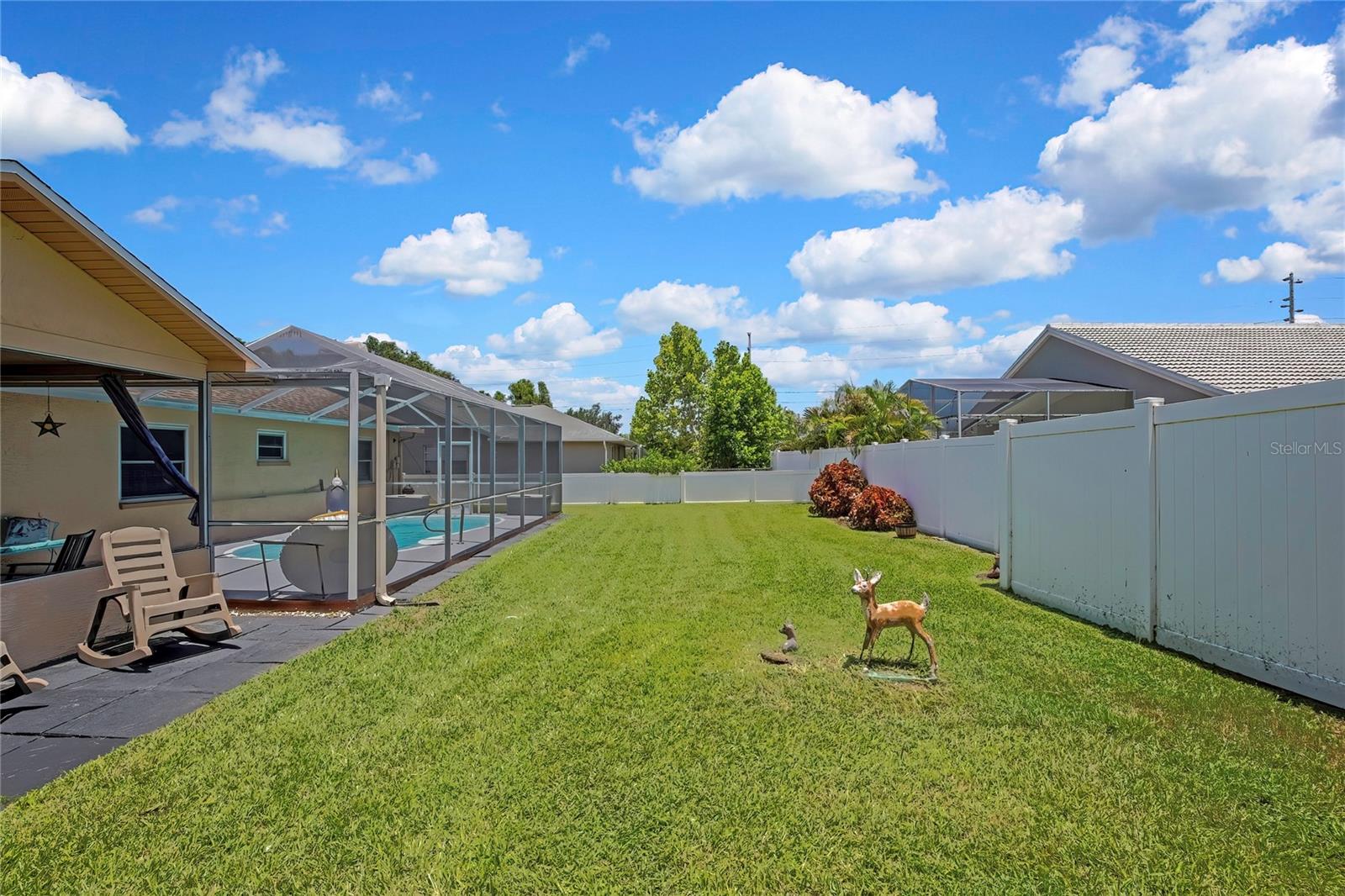 5426 LA PLATA DR — photo 42