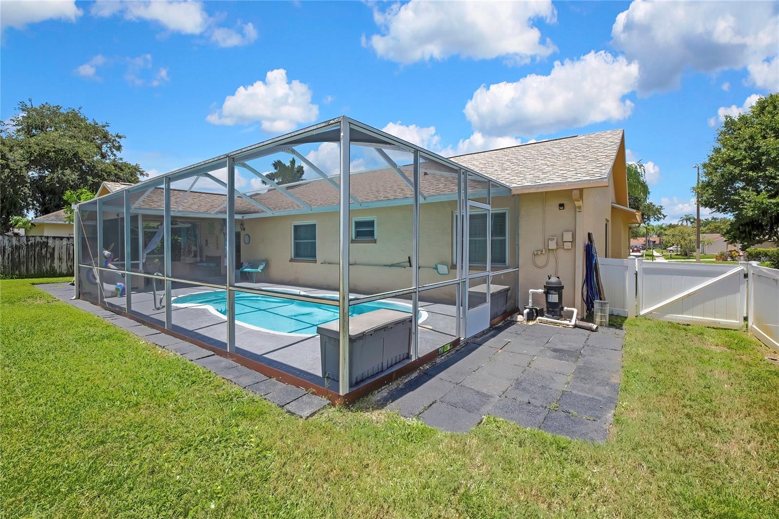 5426 LA PLATA DR — photo 37