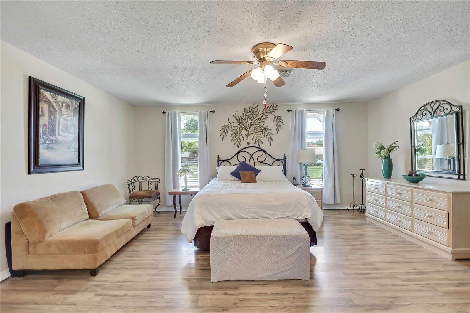 5426 LA PLATA DR — photo 21