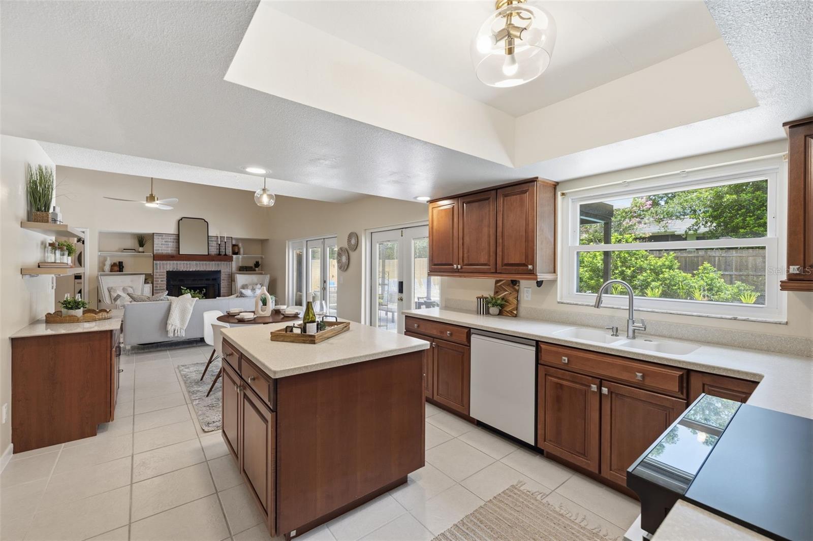 11007 THERESA ARBOR DR — photo 15