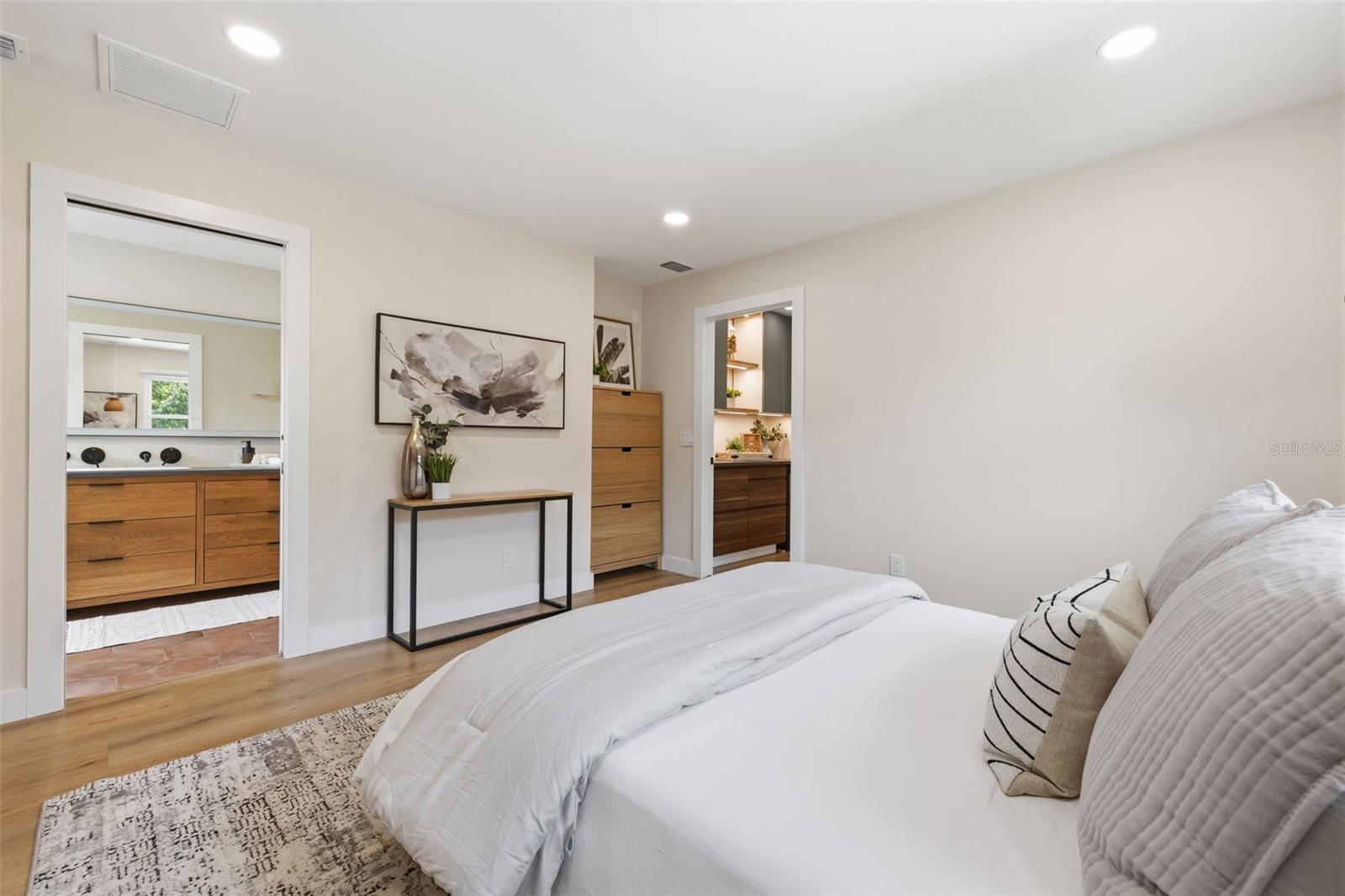11007 THERESA ARBOR DR — photo 31