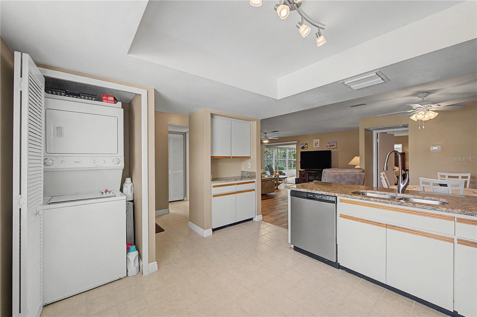 3526 TEESIDE DR — photo 12