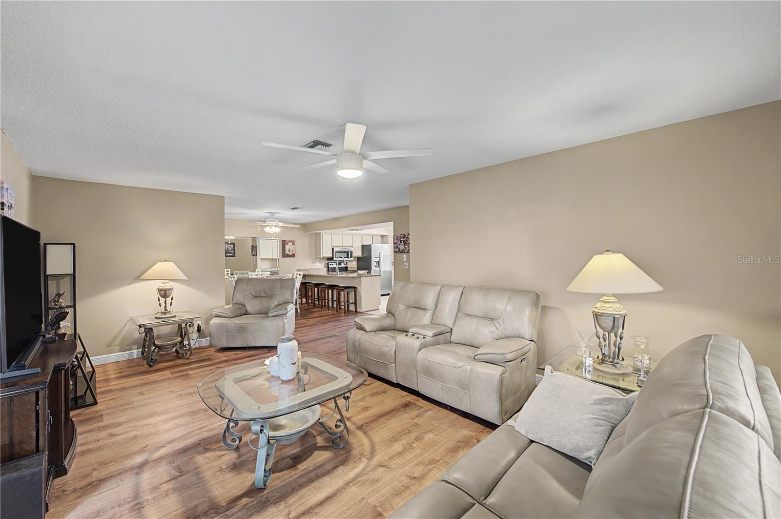 3526 TEESIDE DR — photo 16
