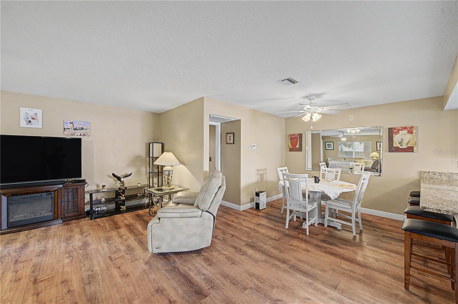 3526 TEESIDE DR — photo 15