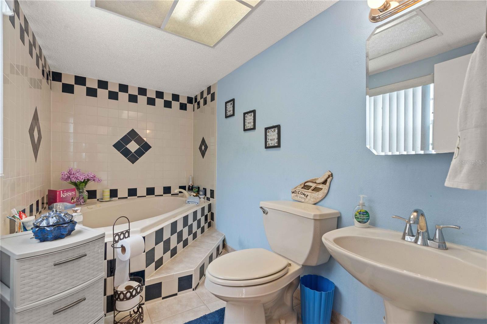 8609 VILLAGE MILL ROW — photo 20