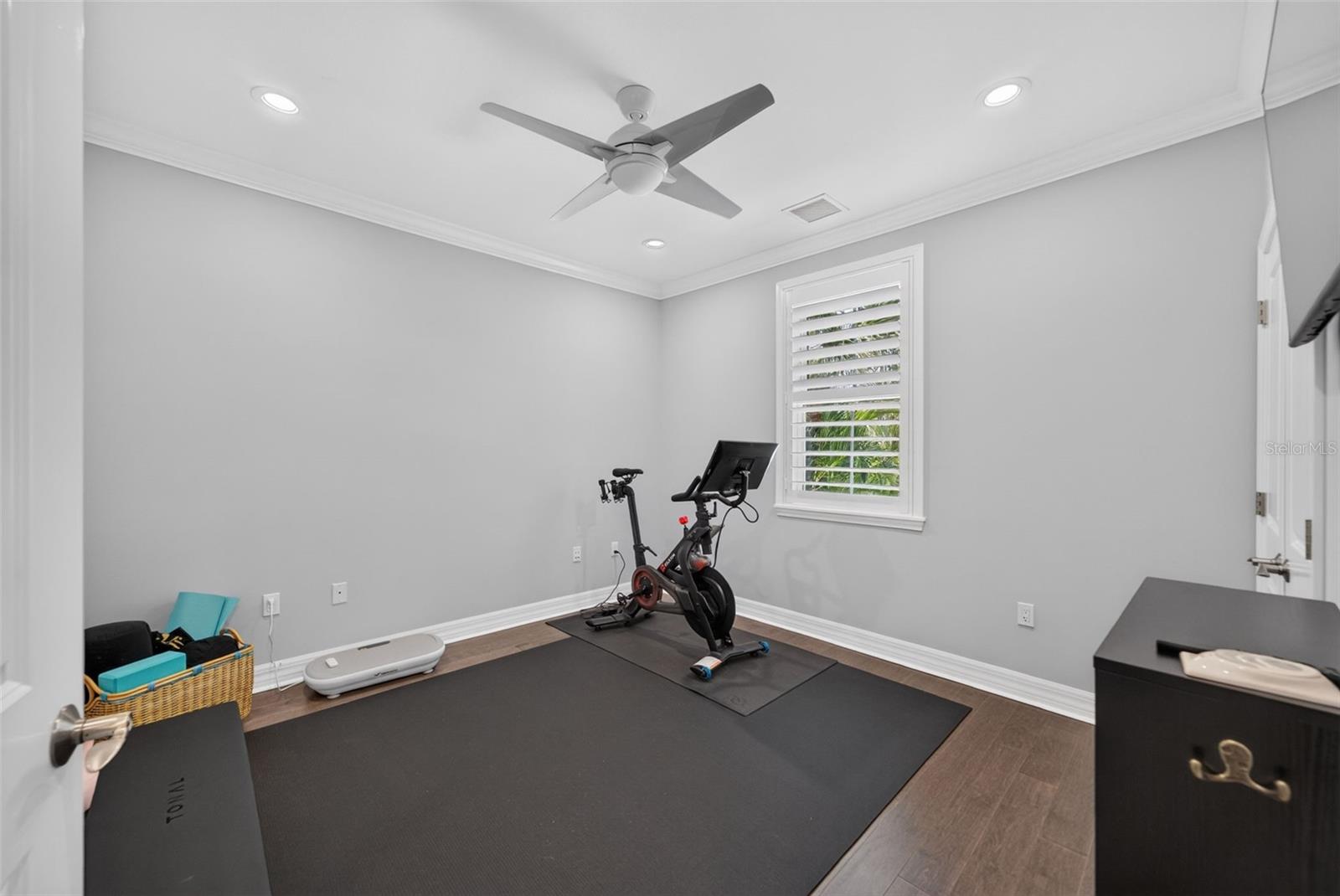 70 ISLAND CIR — photo 21