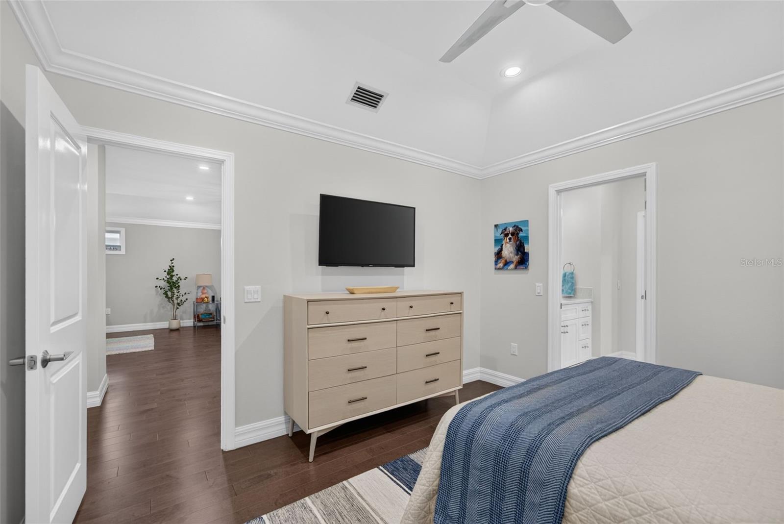 70 ISLAND CIR — photo 34
